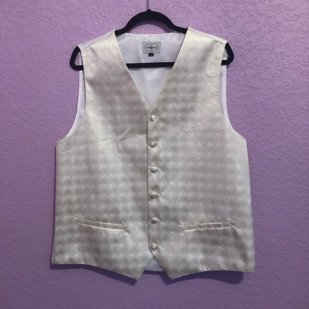 White Detailed Vest